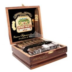 Arturo Fuente Don Carlos Reserva Superior No 3 01