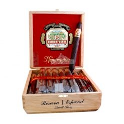 Arturo Fuente Hemingway Untold Story 01