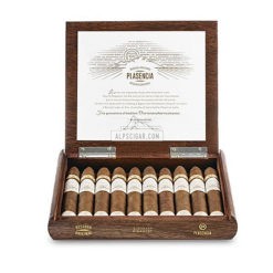 Plasencia Reserva Original Piramide 01