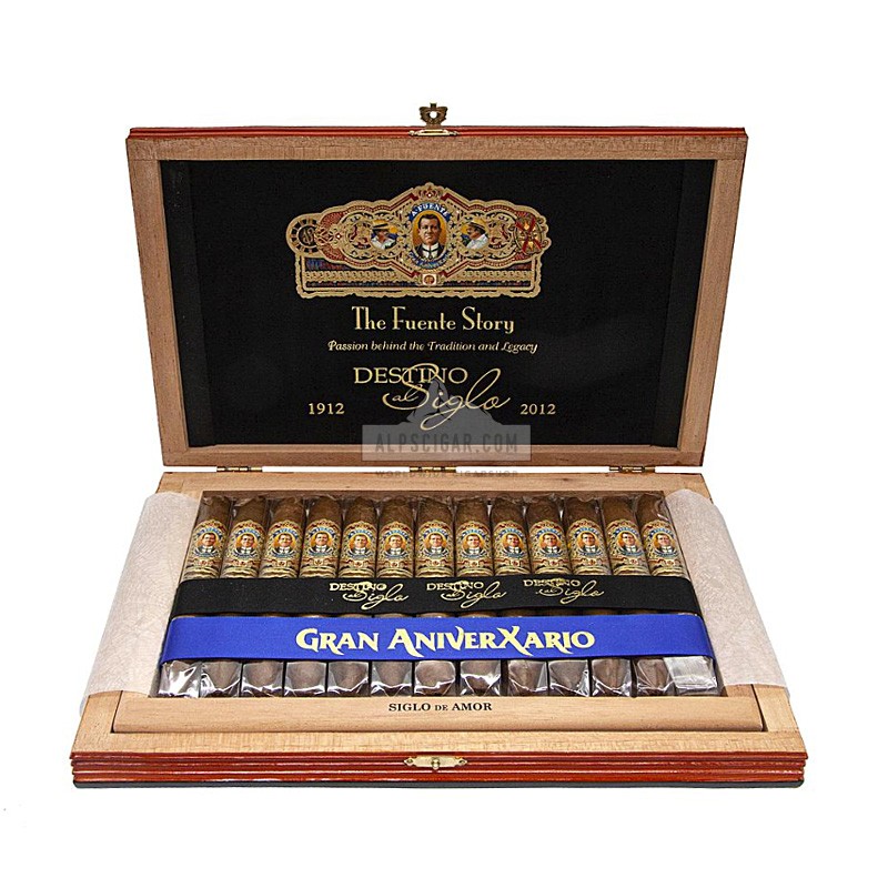 Arturo Fuente Destino Al Siglo De Amor 01