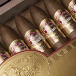 20220126011634 Romeo Y Julieta Linea De Oro Nobles 05 1