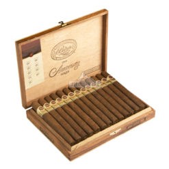 Padron 1964 Anniversary Monarca 01 br backup