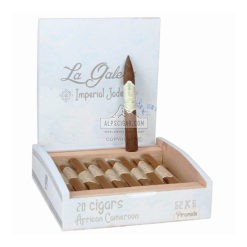 20220505025230 La Galera Imperia Jade Piramide 01 br backup