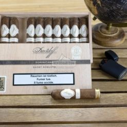 Davidoff Dominicana Short Robusto