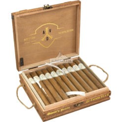 ADVentura The Royal Return Queens Pearls Corona